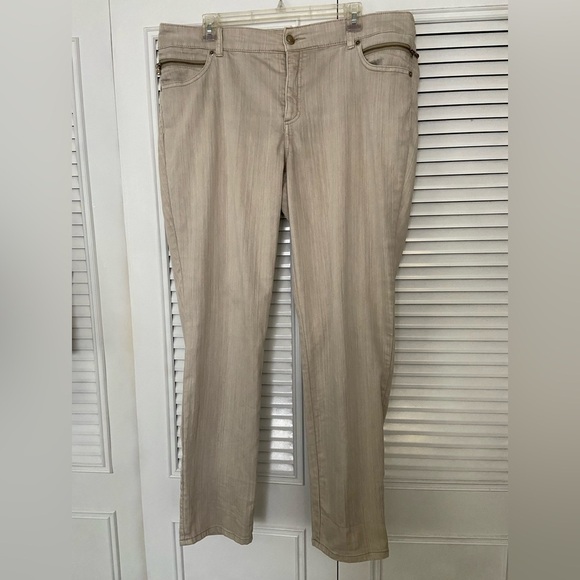 Chico's So Slimming Beige Subtle Stripe Stretchy Midrise Jeans Size 2 (L/12) - Picture 1 of 11